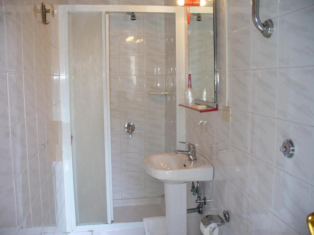 Hotel Azzurra Rome Bilik gambar