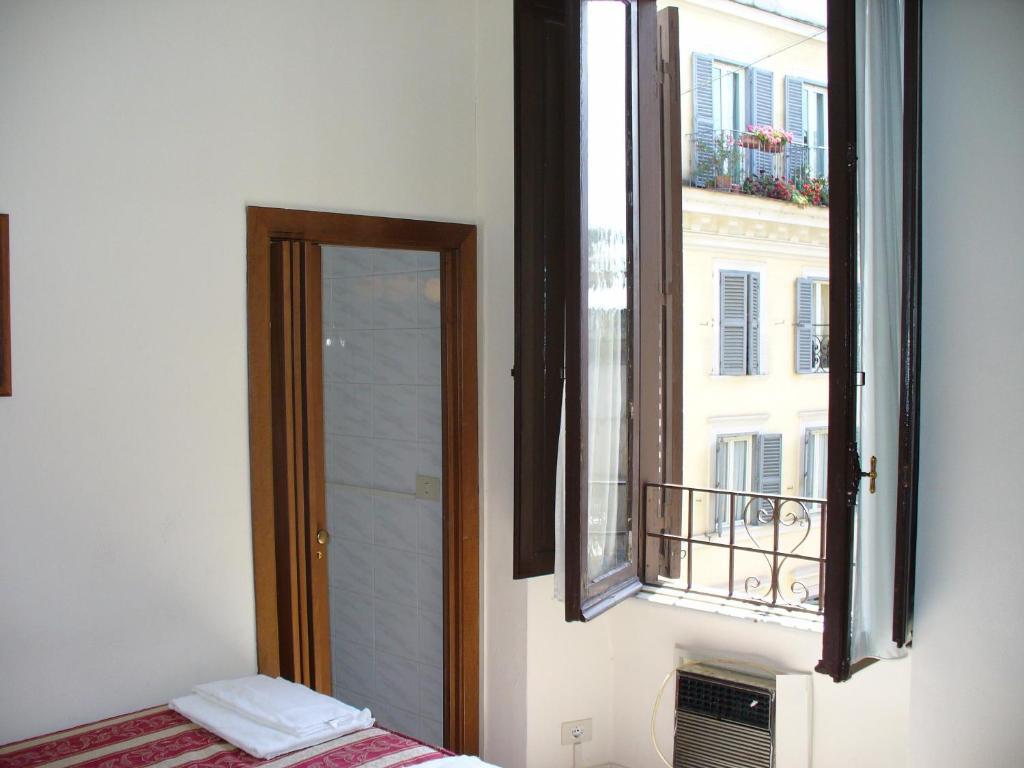 Hotel Azzurra Rome Bilik gambar