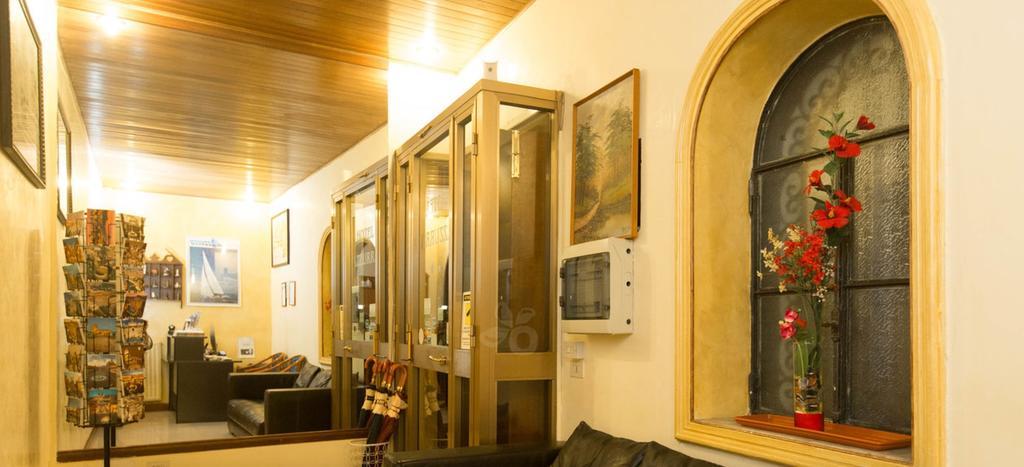 Hotel Azzurra Rome Luaran gambar