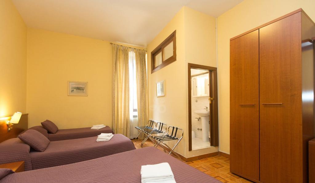 Hotel Azzurra Rome Luaran gambar