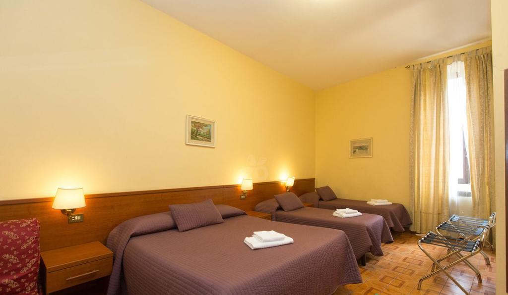 Hotel Azzurra Rome Luaran gambar